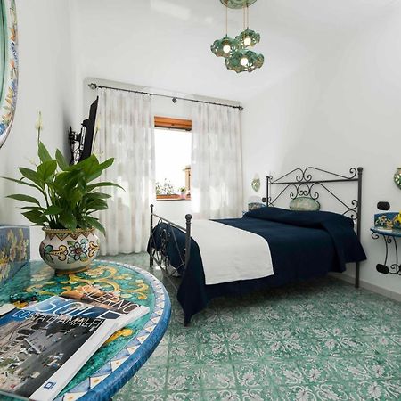 B&B Palazzo Pinto Виетри Экстерьер фото