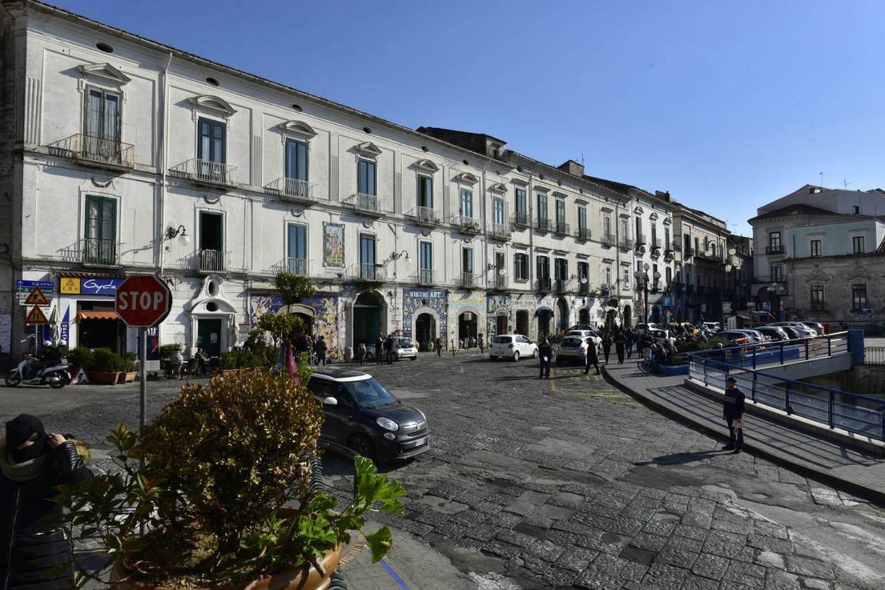 B&B Palazzo Pinto Виетри Экстерьер фото
